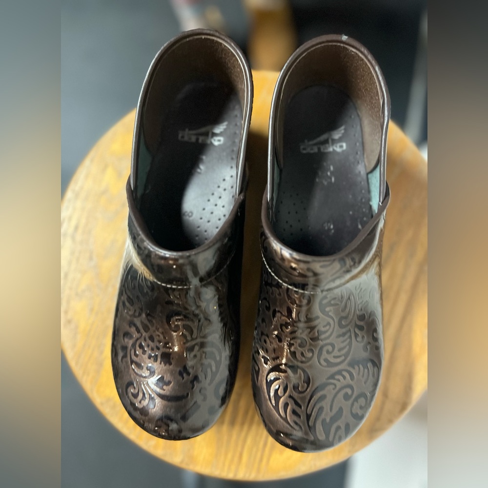 Dansko Professional Clog, Size 40, Patent Brown D… - image 5